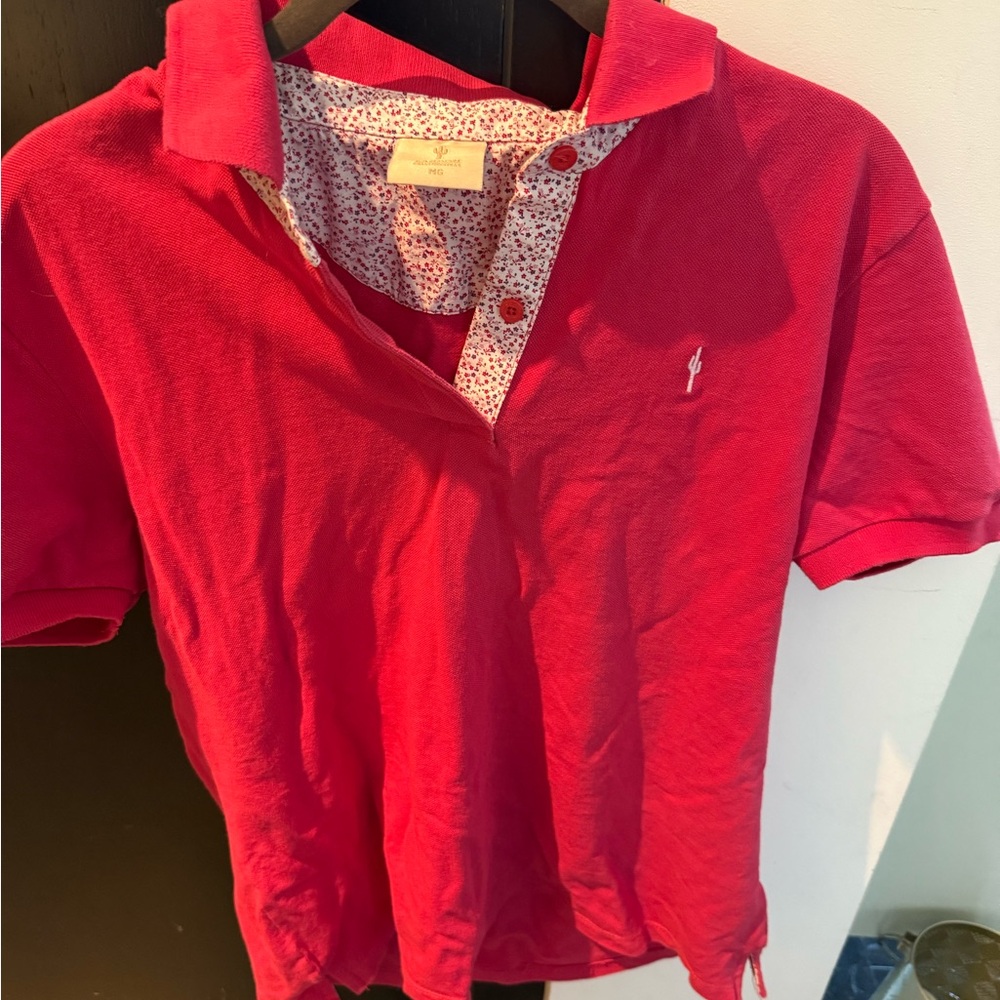 Cardon Red Polo Shirt with Floral Collar